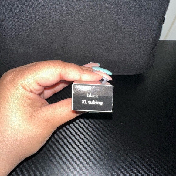 Tarte- Tartelette XL Tubing Mascara - Picture 7 of 9